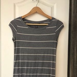 A Pea In The Pod Maternity Top